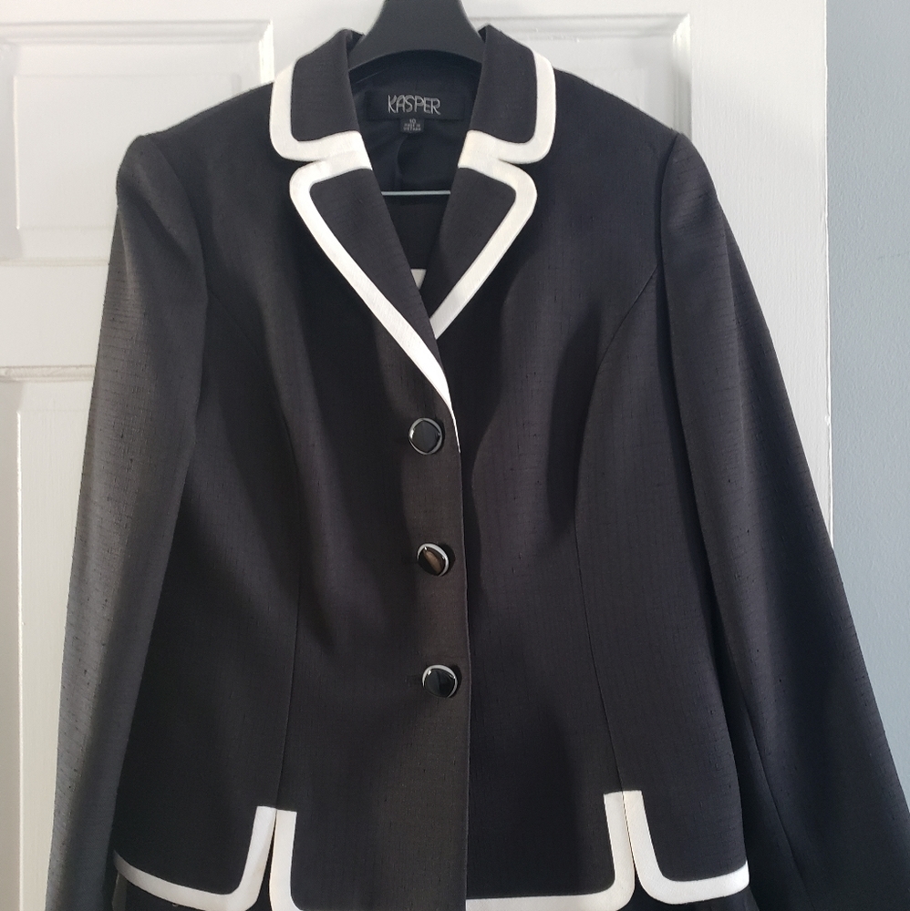 Clothes - Picture 2 of 2